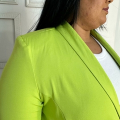 Blazer Plus Size Verde Lima na internet