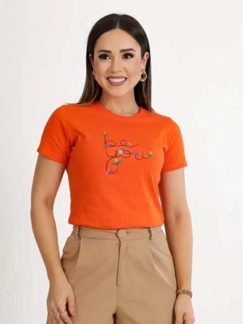 T-Shirt Bordada Be You