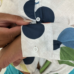 Imagem do Camisa Bolinhas Coloridas Azul