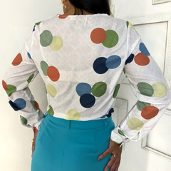 Camisa Bolinhas Coloridas Azul na internet