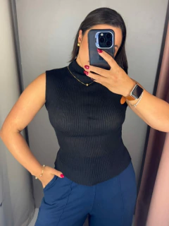 Blusa Tricot Garrafinha Preto - comprar online