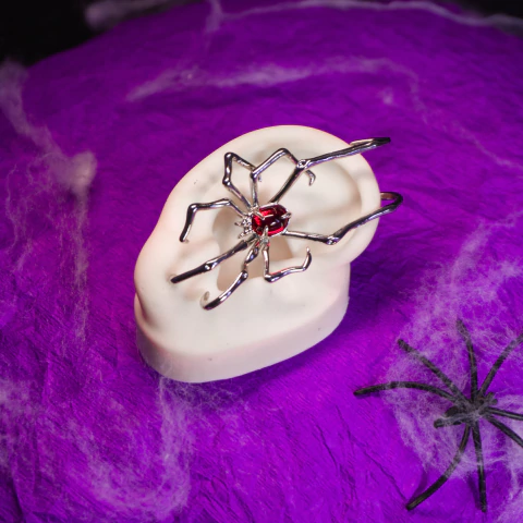 Brinco ear cuff aranha | Coleção Halloween - comprar online