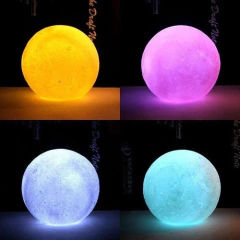 LAMPARA LUNA 3D – CAMBIA DE COLORES – A PILAS 15cm aprox en internet