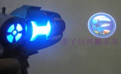 PISTOLA CON LUZ Y SONIDO GUN SHARK – PROYECTA IMÁGENES EN LA PARED! - comprar online