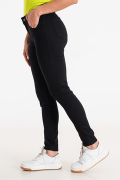 PANTALON JEAN NEGRO CHUPIN CLASICO (PA00368) en internet