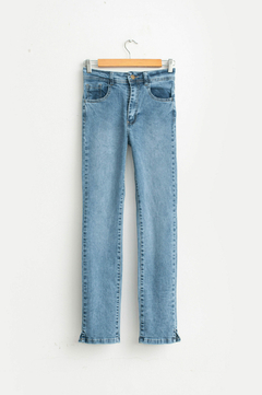 PANTALON JEAN CELESTE NEVADO TAJOS SEMI RECTO (PA01057)