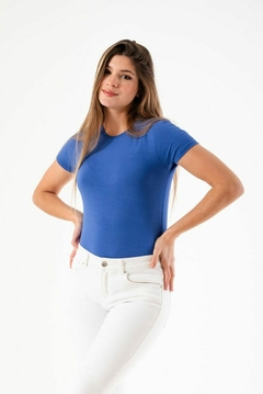 REMERA MODAL CON LYCRA MANGA CORTA BASICA (R05248)