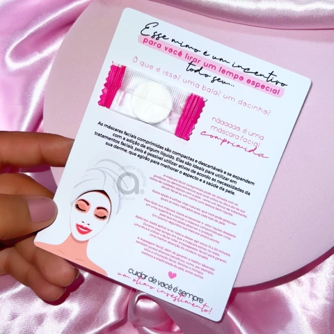 1 und. Cartão com Máscara desidratada | BRINDE PARA CLIENTE, MIMO PARA CLIENTE, BRINDES PARA CLIENTES, MIMOS PARA CLIENTES