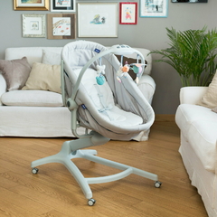 Moises, Silla De Comer Y Mecedora Baby Hug 4 En 1 Chicco - comprar online