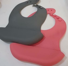 Babero de silicona wish ( consultar color en stock por whatsapp) - comprar online