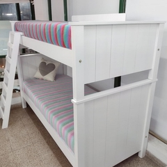Cama Superpuesta Potter Laqueada con Baranda y Escalera - comprar online