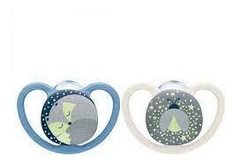 SET X 2 Chupetes Nuk Space 0-6 NIGHT CELESTE/BLANCO