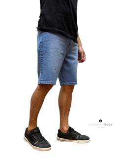 Bermuda Jean Localizada - comprar online