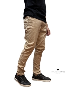 Pantalon Chino Beige en internet