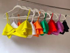 Cropped Babado - comprar online