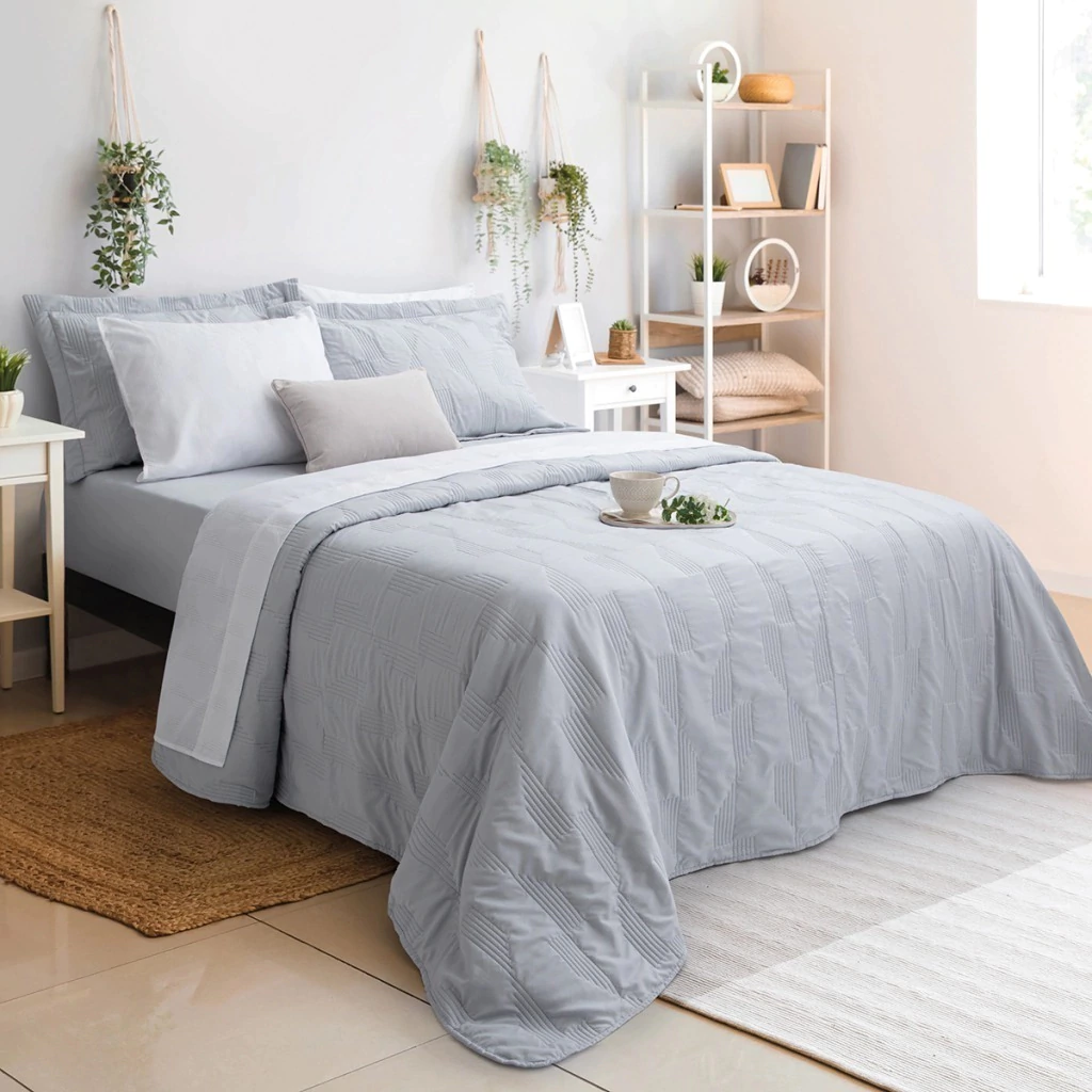 Kit Osaka 7 Piezas Cubrecama + Jgo De Sabanas - Gris