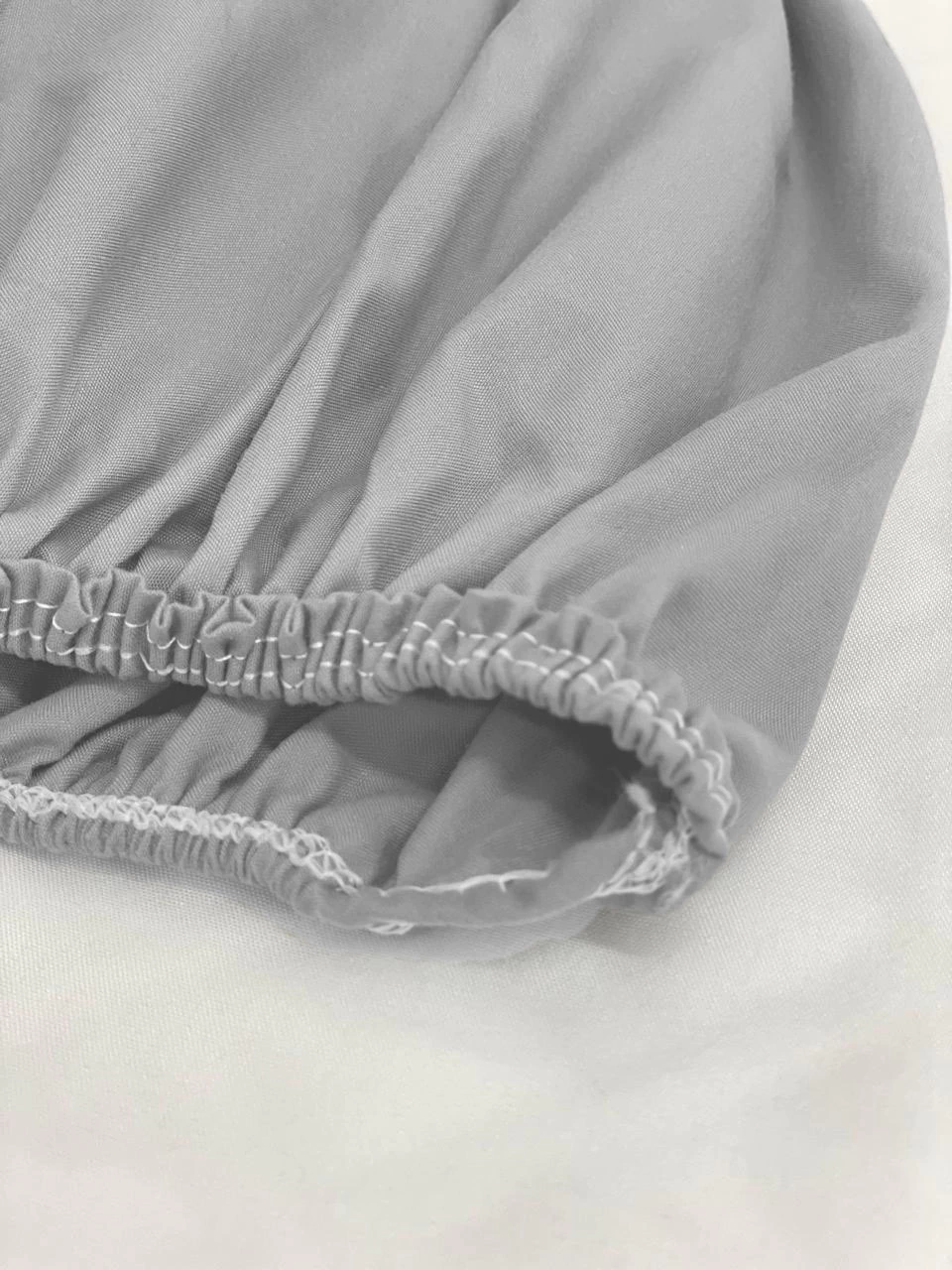 Cubresommier Distrito Blanco - Gris Claro
