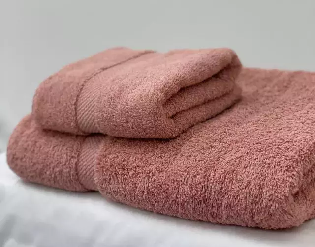 Set Toalla y Toallon XL Ultra 500 Gr - Rosa