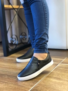 SLIPON IATE PRETO BX