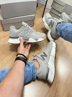 Imagem do NB 9060 OFF WHITE CINZA USA