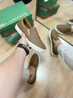 SLIPON LACOSTE 08 LC MARROM na internet