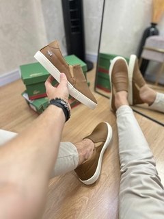 SLIPON LACOSTE 08 LC MARROM
