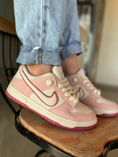 DUNK LOW PENELOPE ROSA