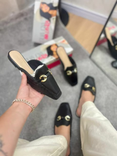 MULE SUA CIA SOFT PRETO FIVELA DOURADA - REF 8214/15008 - comprar online