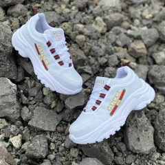 TENIS GUCCI BRANCO TRATORADO