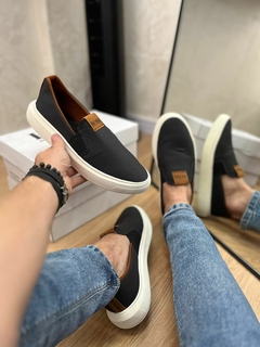 SLIPON HUGO BOSS PRETO TECIDO na internet