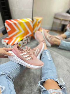 AD ULTRABOOST ROSE BRANCO - TenisVel