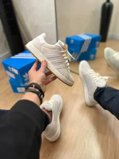 AD CAMPUS OFF WHITE - TenisVel