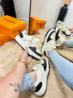 TENIS LOUIS VUITTON MARFIM PRETO DOURADO - comprar online