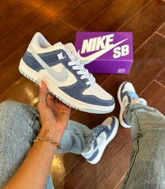 DUNK LOW BRILHO JEANS AZUL