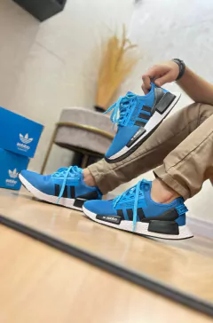 NMD AZUL CELESTE na internet
