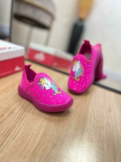 BATATINHA INFANTIL UNICORNIO LUZ ROSA - comprar online