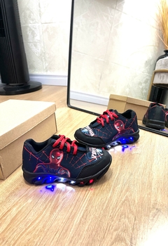 INFANTIL - TENIS HOMEM ARANHA LED - TenisVel