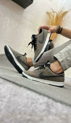 DUNK LOW PRO GRAFITE PRETO CAMURÇA - comprar online
