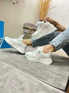ADIDAS FEM AD BRANCO ROSA na internet