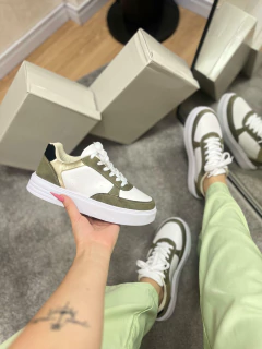 TENIS COLECTION BRANCO VERDE OURO 021.696 na internet