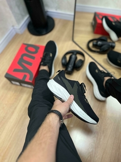 TENIS LYND CHRONOS 684 PRETO BRANCO OURO na internet