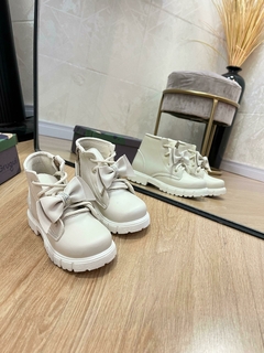 INFANTIL - COTURNO GRUGUI OFF WHITE CADARÇO 098.55-068 - TenisVel