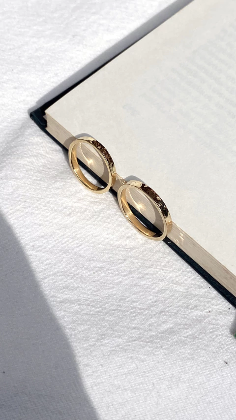 Alianças NÓS Batida Bolinha Ouro 10k - comprar online