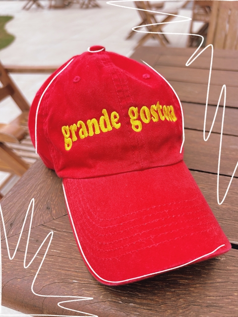 Boné grande gostosa vermelho