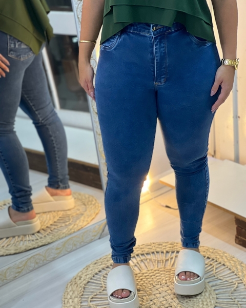 Calça Jeans Skinny