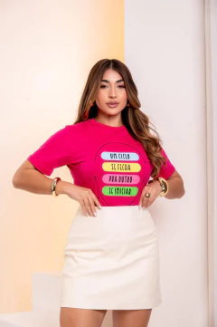 T-Shirt Um Ciclo... (Framboesa)