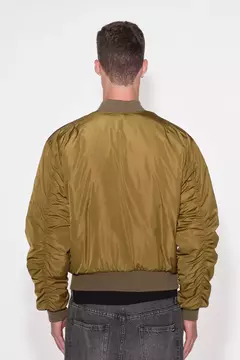 BOMBER AYND (AY NOT DEAD) - She Tendencias