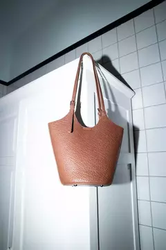CARTERA AZALEA (MISHKA) en internet