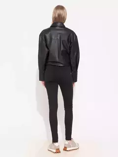 JEANS RITA BLACK (JAZMIN CHEBAR) en internet