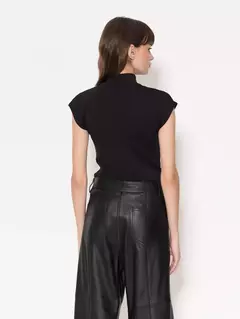 REMERA FANTASY (JAZMIN CHEBAR) - SHE